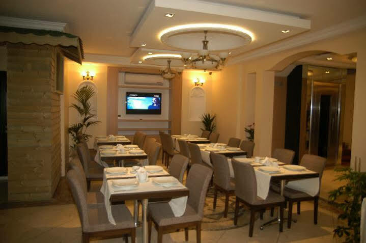 Hotel Bulvar Истанбул Екстериор снимка