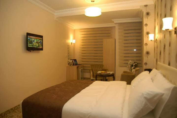 Hotel Bulvar Истанбул Екстериор снимка