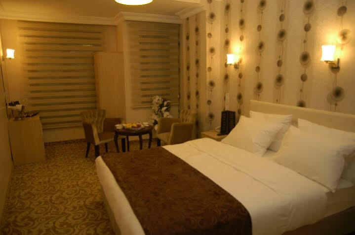 Hotel Bulvar Истанбул Екстериор снимка